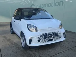 Weiß Gebraucht 2021 Smart ForFour Electric Drive Limousine | 9.300 € (Fairer Preis)