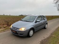 Blau Gebraucht 2004 Opel Corsa Kombi | 1.999 € (Etwas zu teuer)