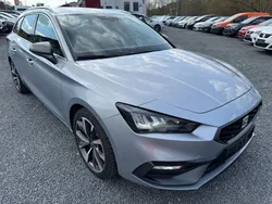 Silber Gebraucht 2022 Seat Leon ST FR Kombi | 17.989 € (Guter Preis)