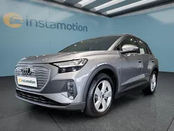 Grau Gebraucht 2024 Audi Q4 e-tron SUV | 45.849 € (Guter Preis)