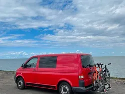 Rot Gebraucht 2011 VW T5 Van | 21.000 €