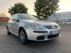 Silber Gebraucht 2005 VW Golf V Kleinwagen | 2.150 € (Guter Preis)