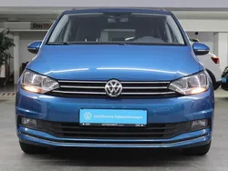 Caribbean blue Gebraucht 2017 VW Touran Sound Van / Kleinbus | 23.480 € (Fairer Preis)