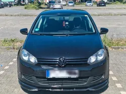 Schwarz Gebraucht 2011 VW Golf VI Limousine | 6.300 € (Etwas zu teuer)