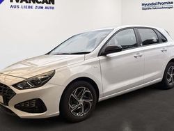 Weiß Gebraucht 2021 Hyundai i30 Edition 30 Limousine | 16.490 € (Superpreis)