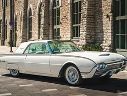 Weiß Gebraucht 1962 Ford Thunderbird Limousine | 19.800 €