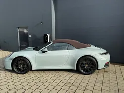 Shadegreen Neu 2024 Porsche 992 Cabrio | 169.400 € (Guter Preis)