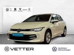 Weiß Gebraucht 2024 VW Golf VIII Life Kleinwagen | 24.899 € (Guter Preis)