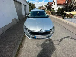 Silber Gebraucht 2022 Skoda Octavia Limousine | 24.999 €