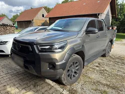 Grün Gebraucht 2022 Toyota HiLux Abholung | 38.500 € (Guter Preis)