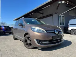 Braun Gebraucht 2013 Renault Scénic III Bose Edition Van / Kleinbus | 4.500 € (Guter Preis)