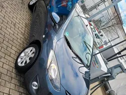 Grau Gebraucht 2011 Mazda 2 Kleinwagen | 3.400 € (Fairer Preis)