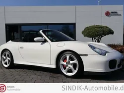 Carraraweiß Gebraucht 2004 Porsche 911 Carrera 4S Cabriolet Cabrio | 53.911 € (Etwas zu teuer)