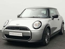 Grau Gebraucht 2024 Mini Cooper Classic Kleinwagen | 28.635 € (Etwas zu teuer)