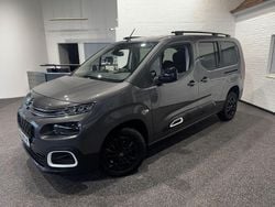 Grau Gebraucht 2023 Citroën Berlingo Shine Van / Kleinbus | 29.990 € (Etwas zu teuer)