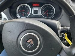 Schwarz Gebraucht 2006 Renault Clio II Kleinwagen | 800 € (Superpreis)