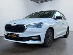 Weiß Gebraucht 2023 Skoda Fabia Style Limousine | 18.900 € (Guter Preis)
