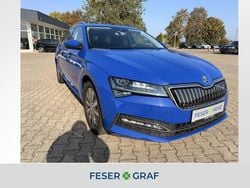 Blau Gebraucht 2022 Skoda Superb Style Kombi | 22.650 € (Superpreis)
