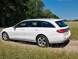Weiß Gebraucht 2017 Mercedes E200 Avantgarde Limousine | 15.100 € (Guter Preis)