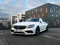 Weiß Gebraucht 2018 Mercedes C63 AMG AMG Coupé | 63.490 € (Teuer)