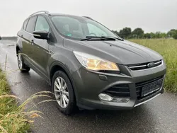 Grau Gebraucht 2016 Ford Kuga Titanium SUV | 9.899 € (Superpreis)