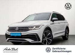 Weiß (pure white) Gebraucht 2022 VW Tiguan Allspace R-line SUV | 35.940 € (Fairer Preis)