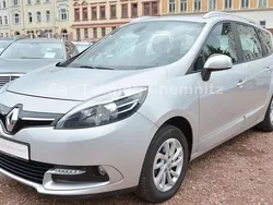 Silber Gebraucht 2014 Renault Grand Scénic III Van / Kleinbus | 8.999 € (Teuer)