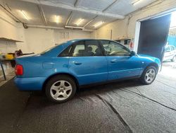 Blau Gebraucht 2000 Audi A4 Limousine | 2.250 € (Fairer Preis)