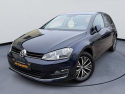 Blau Gebraucht 2016 VW Golf VII Allstar Limousine | 13.890 € (Fairer Preis)