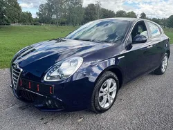 Blau Gebraucht 2013 Alfa Romeo Giulietta Turismo Kleinwagen | 10.400 € (Fairer Preis)