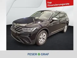 Deep black perleffekt Gebraucht 2024 VW Tiguan Allspace Life SUV | 34.680 € (Superpreis)