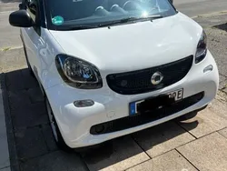 Weiß Gebraucht 2019 Smart ForTwo Electric Drive Cabrio | 8.990 € (Fairer Preis)