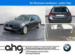 Grau Gebraucht 2022 BMW 318 Advantage Kombi | 21.860 € (Fairer Preis)