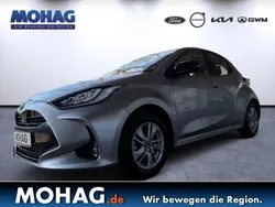 Silber Gebraucht 2023 Mazda 2 Kleinwagen | 19.390 € (Superpreis)