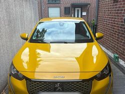 Gelb Gebraucht 2020 Peugeot e-208 Kleinwagen | 14.990 € (Fairer Preis)
