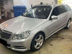 Iridiumsilber Gebraucht 2011 Mercedes E350 Avantgarde Kombi | 16.950 € (Etwas zu teuer)