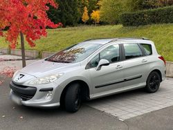 Silber Gebraucht 2009 Peugeot 308 SW Kombi | 2.090 €