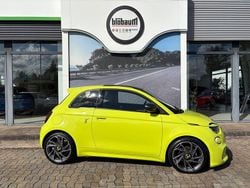 Gelb Gebraucht 2023 Abarth 500e Scorpionissima Kleinwagen | 28.991 € (Guter Preis)