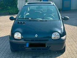 Schwarz Gebraucht 1999 Renault Twingo Kleinwagen | 450 €