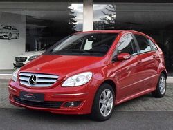 Jupiterrot uni Gebraucht 2006 Mercedes B200 Sport Van / Kleinbus | 4.800 € (Fairer Preis)