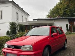 Rot Gebraucht 1997 VW Golf III Kleinwagen | 1.500 € (Guter Preis)