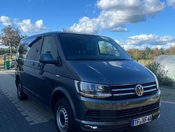Grau Gebraucht 2016 VW T6 Van | 21.800 € (Superpreis)