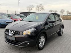 Schwarz Gebraucht 2011 Nissan Qashqai Acenta SUV | 8.950 € (Etwas zu teuer)