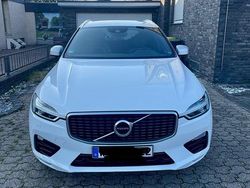 Weiß Gebraucht 2018 Volvo XC60 R-Design SUV | 28.900 € (Etwas zu teuer)