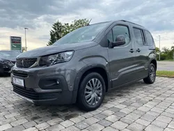 Grau Gebraucht 2021 Peugeot Rifter Allure Van / Kleinbus | 22.790 € (Fairer Preis)