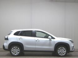 Weiss Gebraucht 2024 Suzuki SX4 S-Cross Comfort SUV | 19.980 €