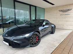 Schwarz Neu 2024 Aston Martin V8 Vantage Coupé | 174.990 € (Teuer)