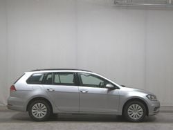 Tungsten silver metallic Gebraucht 2019 VW Golf VII Trendline Kombi | 8.690 € (Superpreis)