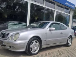 Silber Gebraucht 2001 Mercedes CLK200 Elegance Coupé | 4.490 € (Etwas zu teuer)