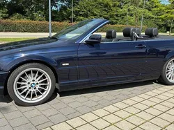 Blau Gebraucht 2000 BMW 323 Cabriolet Performance Cabrio | 9.000 €
